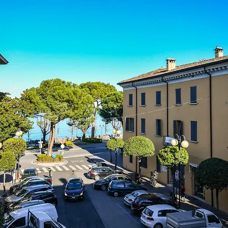 Desenzanoloft La Mia Favorita Apartment Desenzano del Garda Exterior photo
