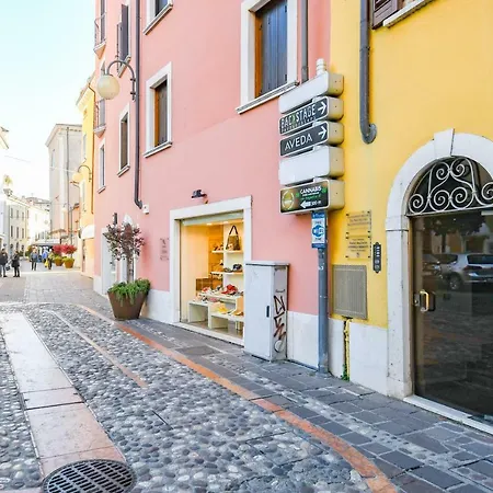 Desenzanoloft La Mia Favorita Apartment Desenzano del Garda Exterior photo