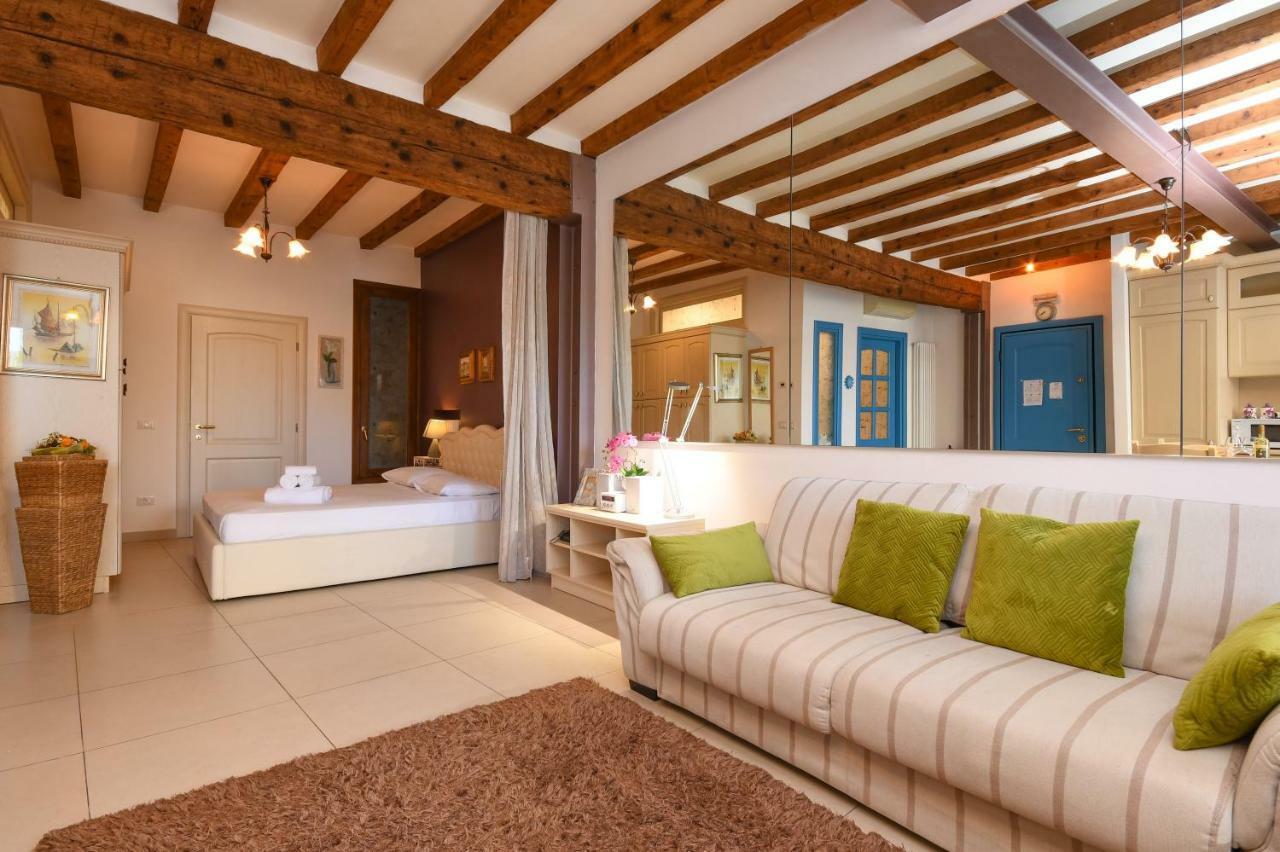 Desenzanoloft La Mia Favorita Appartement Desenzano del Garda